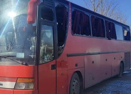 Руския удари автобус в Харков, уби двама