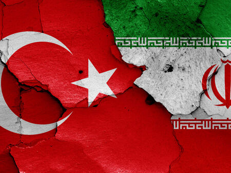 Иран отново отрече участие в изстрелването на ракета към Турция