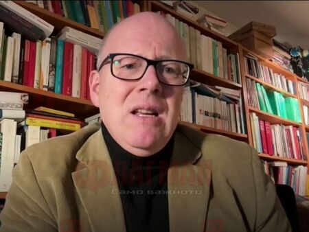 Експерт: Цените на бензина може да се регулират, но не и вълната от популизъм, която ни залива