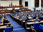 Парламентът задължи служебния кабинет да внесе ратификация за Съвета за мир на Тръмп
