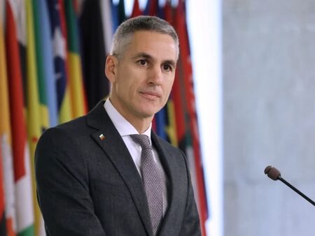 Държавата е готова с компенсациите за скъпите горива - около 20 евро за най-бедните