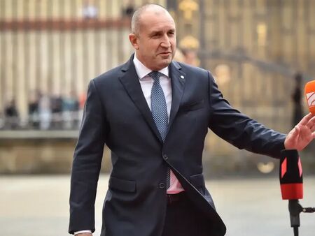 Радев смени водача на партията в Русе, Ива Митева отпада от листата