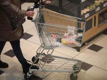 Нов скок на цените: Потребителската кошница достигна 58 евро