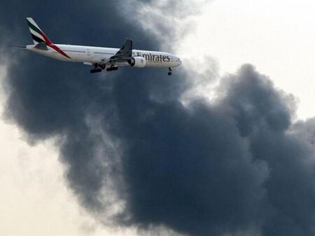 Трима чужденци са задържани в Дубай след като изпратили снимки от експлозията на свои близки