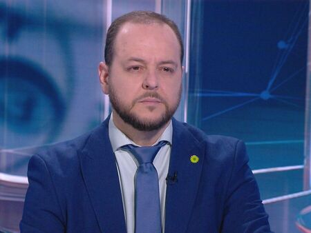 Борислав Сандов няма да участва на изборите и цитира Калушев: Истината е като водата, винаги си проправя път