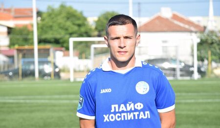 Футболист на "Черноморец 1919" пред трансфер в елита