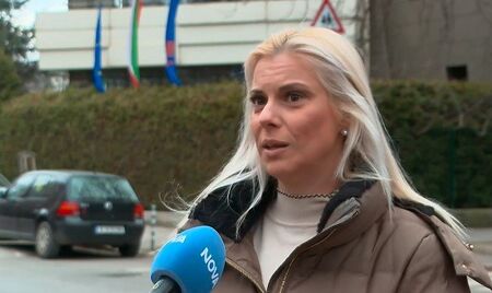 Частно училище вдигна таксите с 1000 евро и изгони две деца, защото родителите им се оплакали във вайбър