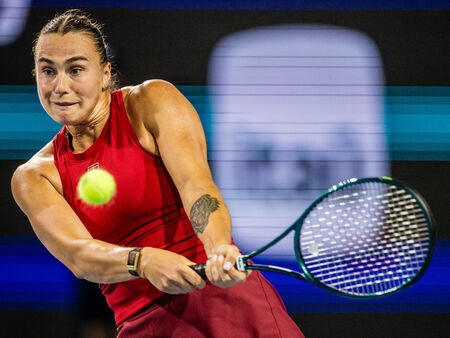 Арина Сабаленка стигна осминафиналите в Маями и продължава защитата на титлата