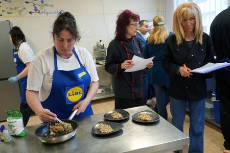 Татяна Байкушева ще приготви риба плакия в етнокухнята на бургаския музей