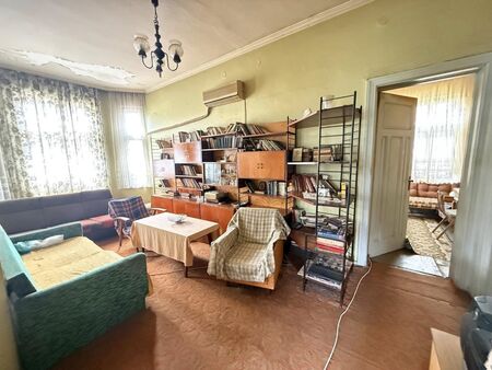 420 000 евро за спомен от миналия век. Този имот в Бургас показва как цените изпреварват реалността