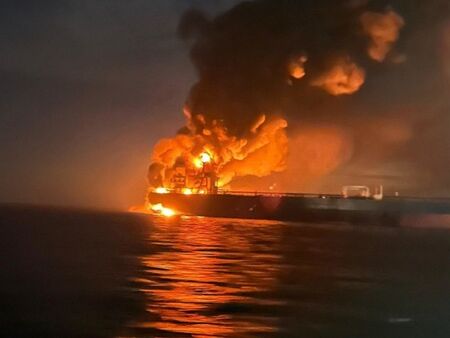 Турски танкер с руски суров петрол е ударен от дрон в Черно море 