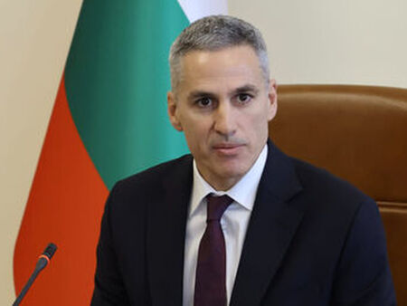 Кабинетът с „ясен отговор“ на кризата: Готвят нов пакет от мерки в подкрепа на родното производство