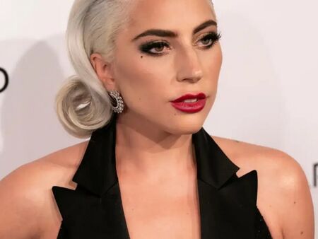 Лейди Гага на 40 - юбилеят на иконата, която доминира музиката, киното и социалната сцена