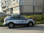 43-годишният бургазлия искал да им даде подкуп, за да прикрият проверката, но парите му били в комплекса