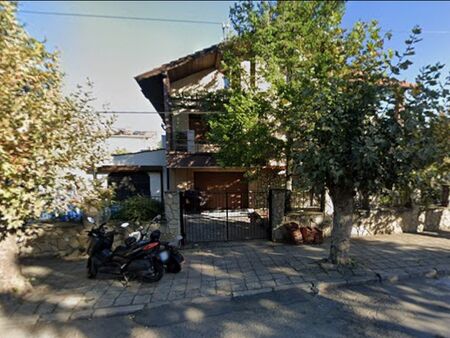 Мариета от жк. "Славейков" открадна спестяванията на баба от Черноморец