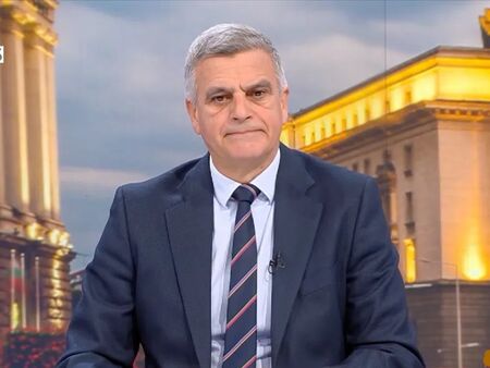 Стефан Янев за проекта на Радев: Дали няма да заменим една олигархия с друга?