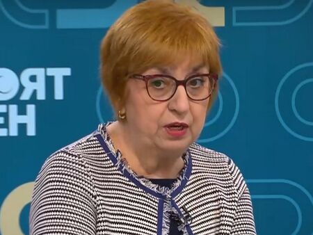 Проф. Екатерина Михайлова: При тежки съмнения срещу магистрат да следва отстраняване и разследване