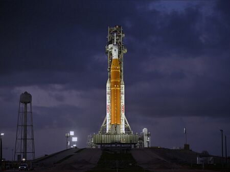 Исторически момент: Artemis II полита към Луната след броени часове с 4-членен екипаж