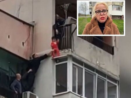 Съседка твърди, че спасеното дете в Ямбол не е могло само да мине през металните пръчки