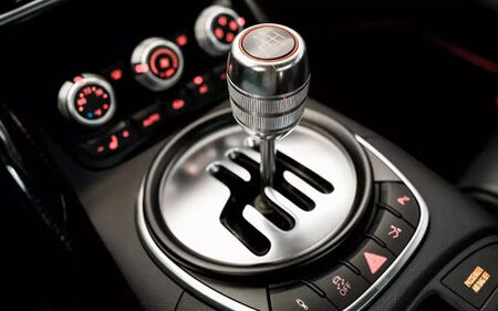 На изчезване ли са автомобилите с ръчна скоростна система 