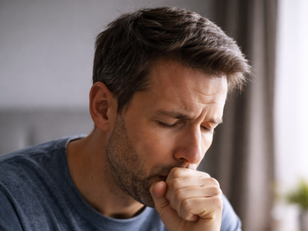 Сутрешна кашлица - какво може да я причинява и кога да не я подценяваме