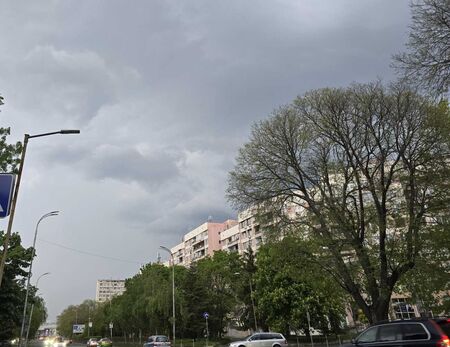 Дъжд, гръмотевици и градушки днес, но на тази дата идва истинската пролет с много слънце!