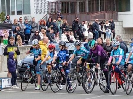 Ахелой събира млади колоездачи от страната за Купа Ахелой 2026