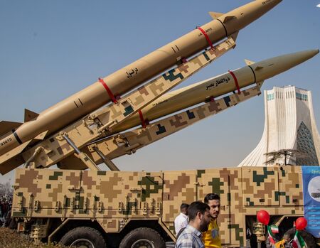 САЩ пресмисли: Не 90, а около 50% от иранския арсенал е разбит