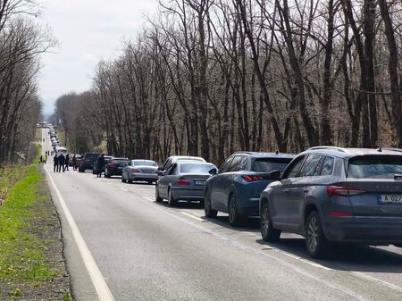 Извънредно! Брутална катастрофа край Приморско, пътят е блокиран