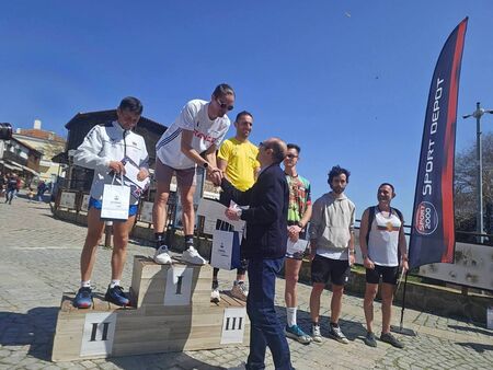 Дъждът в петък обърка трасето на Созопол Рън, състезателите отвърнаха с впечатляващи резултати