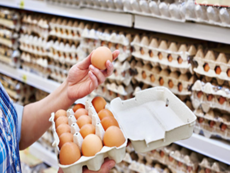 Първият Великден в евро: цените на яйцата летят