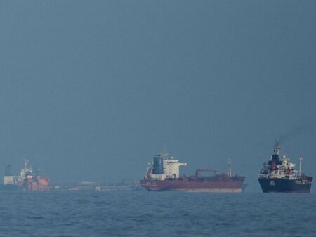 Отварят още днес Ормузкия проток, идва ли краят на войната?