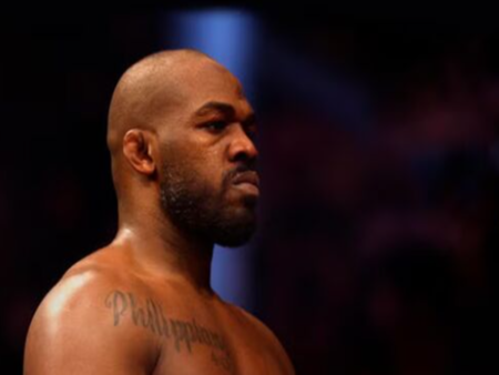 Отворко със скъпа кола се заяде на паркинг с ММА звяр в тежка категория