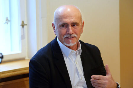 "Еконт" спира доставката до адрес