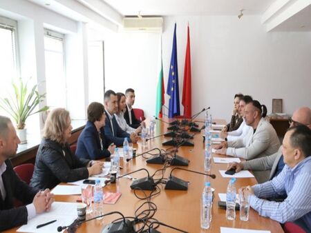 БСП-ОЛ пред туристическия бранш: За нас туризмът е приоритетен отрасъл