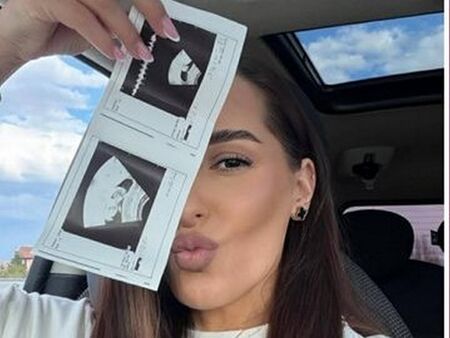 "Шоуто на Слави" отива в историята след 19 години на екран