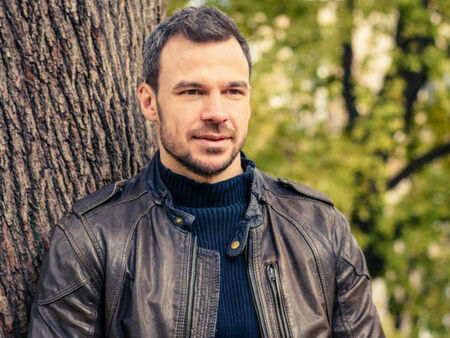 Актьор от сериала "Под прикритие" замесен в инцидент след конфликт заради жена