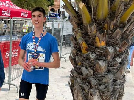 Бургас има нов герой в бягането: Виктор Джангозов е №1 на полумаратона в Ибиса (СНИМКИ/ВИДЕО)