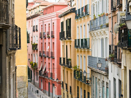 Дo 750 eвpo зa пpocтpянo пpaнe в Иcпaния