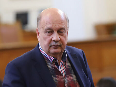 Георги Марков: Унгарците живееха добре при Виктор Орбан, сега ще разрешат гей браковете