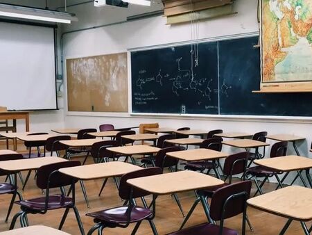 Франция търси 15-годишен ученик от София за фалшива бомбена заплаха от името на Ислямска държава