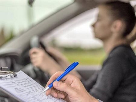 Къде най-много си купуват шофьорските книжките