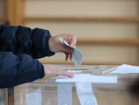 Вотът в Турция: Как ще гласуват българите там?