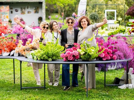 Програмата на Флора Бургас 2026 започва с ревю на тоалети от цветя и демонстрации на открито