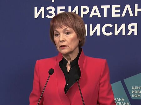 Сигнали за купен вот и проблеми с машините, но ЦИК уверява, че гласуването ще продължи нормално