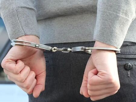 Трима задържани за изборни манипулации: Пуснали бюлетини от името на други хора