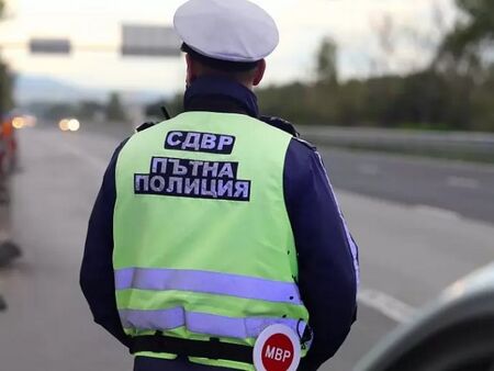 Двама шофьори се скараха на АМ "Тракия", единият напръска другия с лютив спрей