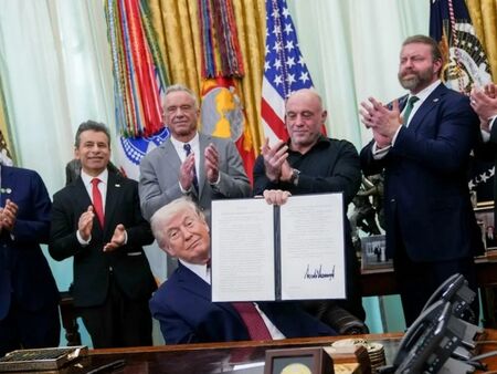 Тръмп подкрепя ускорените изследвания на психеделични вещества за лечение