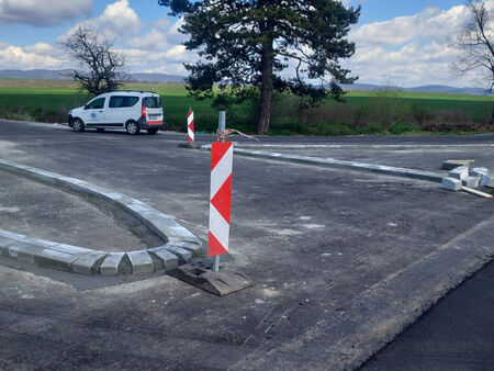 Ремонтират общо 140 км пътна мрежа в Бургаска област, за да премине колоездачната обиколка Giro d Italia