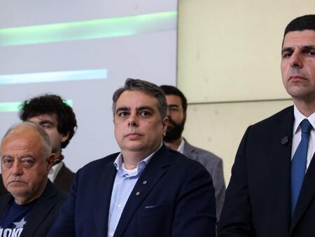 Разрив в ПП-ДБ: Мирчев сърдит на Атанасов, не си вдигал телефона